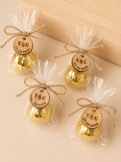 Bálsamo labial con etiqueta de madera personalizada, detalle original y elegante para bodas, bautizos y eventos - Veblani
