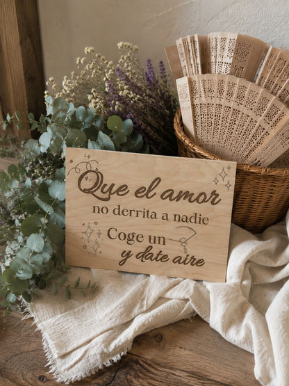 Carteles de madera para rincones de boda y eventos