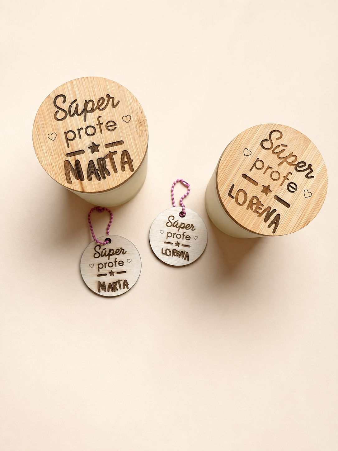 Pack “Súper Profe” — Vela personalizada con tapa grabada y llavero